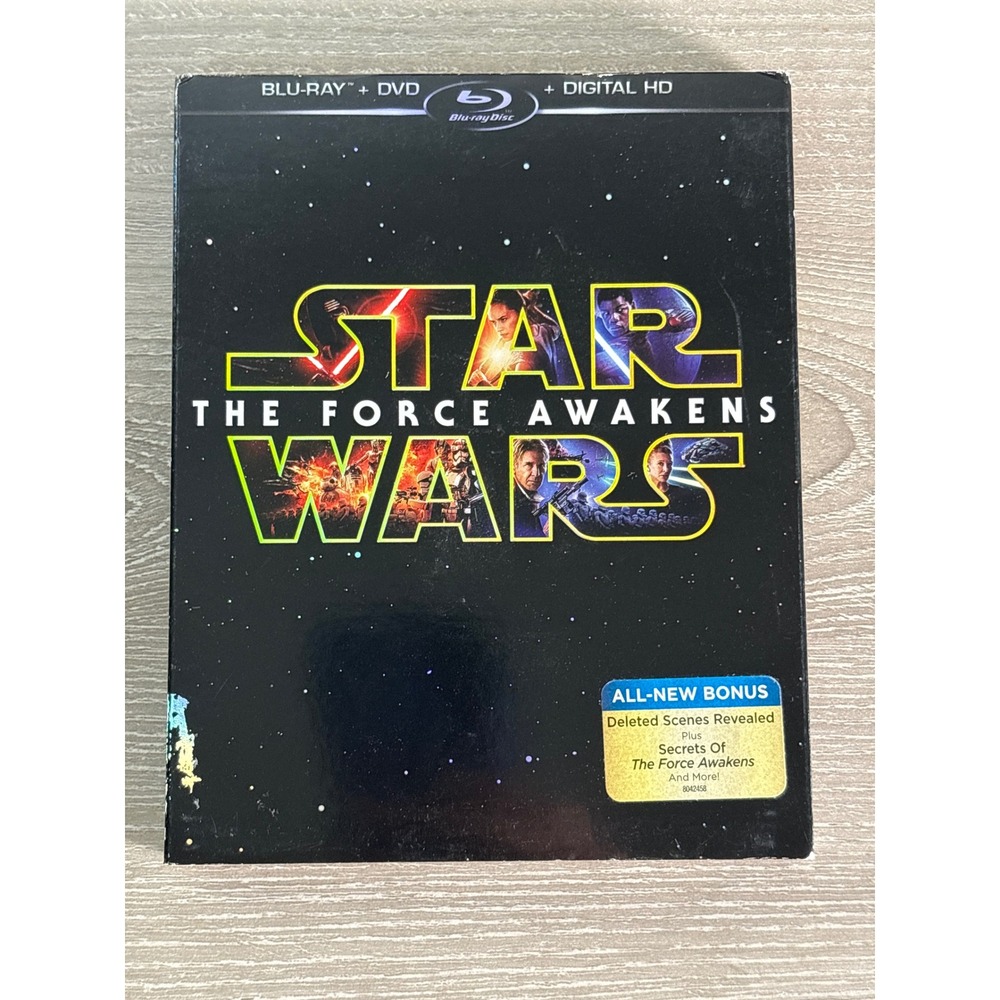 Star Wars The Force Awakens Blu-ray DVD Digital HD 2016 Combo Pack w/ Slipcover